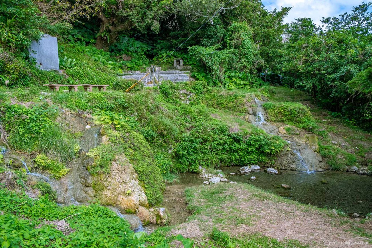 垣花樋川 かきのはなひーじゃー 全国名水百選 Perfect Okinawa