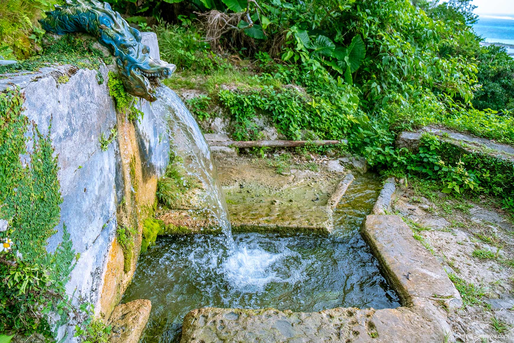 垣花樋川(かきのはなひーじゃー)全国名水百選 – perfect okinawa